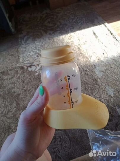 Молокоотсос medela ручной