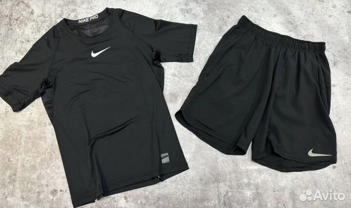 Футболка Шорты Тайтсы Nike Pro Рашгард