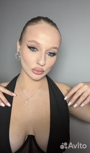 Модель на макияж