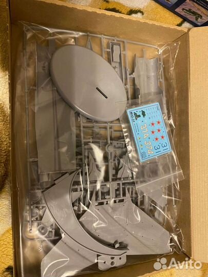 Сборная модель самолёта Миг-31