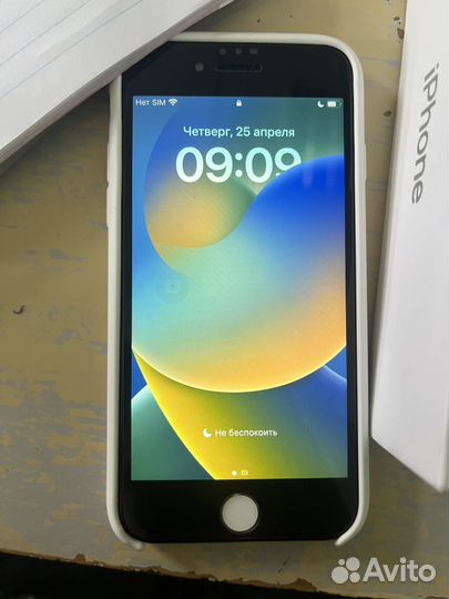 iPhone 8, 64 ГБ