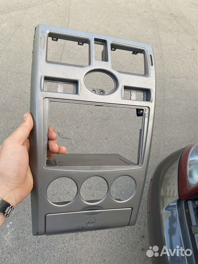 Центральная консоль priora