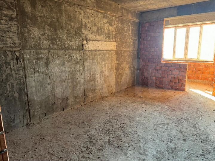 2-к. квартира, 72 м², 5/15 эт.