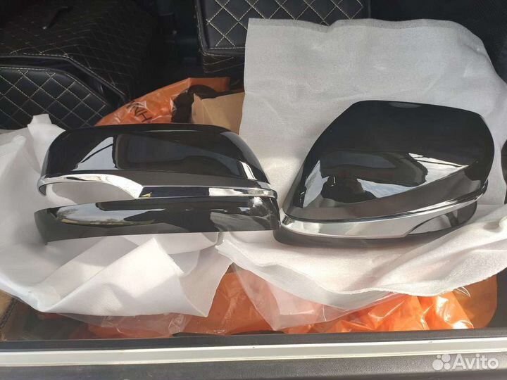 Накладки зеркал Lexux LX570 08-12