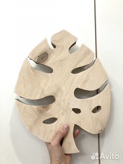 Подставка под горячее панно из можжевельника