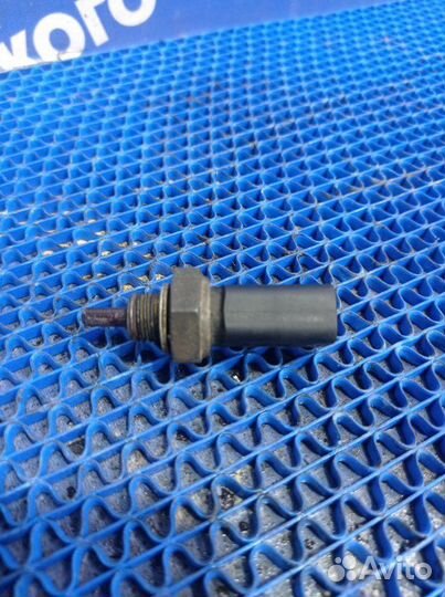 Датчик температуры Renault Clio седан K4JA712 2001