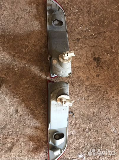 Задние противотуманные фонари на Вольво хс 60