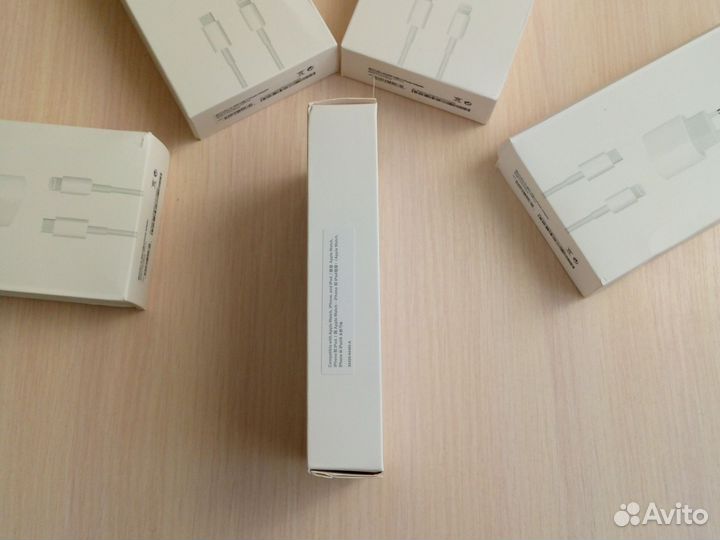 Зарядка на iPhone 25 ват