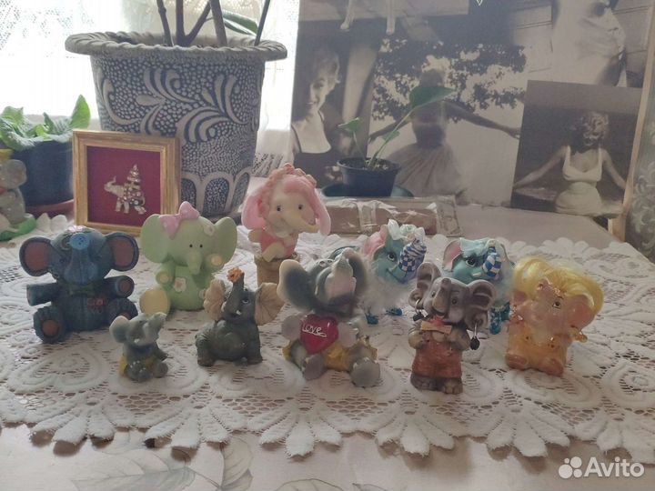 Статуэтки слоников на доставке