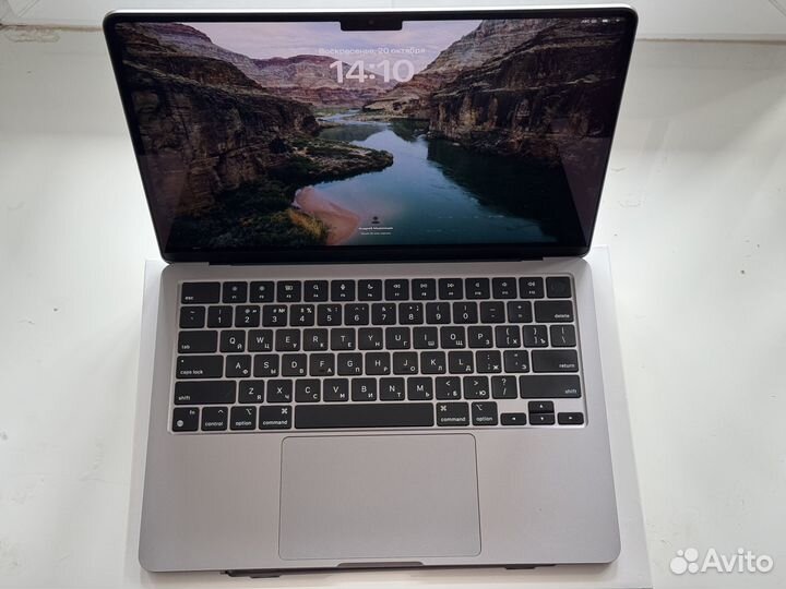 Apple macbook air 13 2022 m2