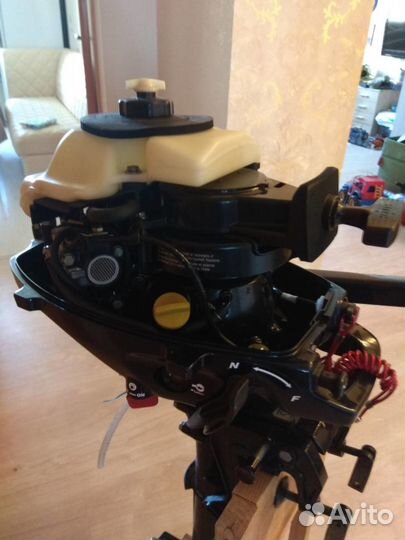 Мотор evinrude B3R4 4-х такт мотор 3,5 л.с Япония