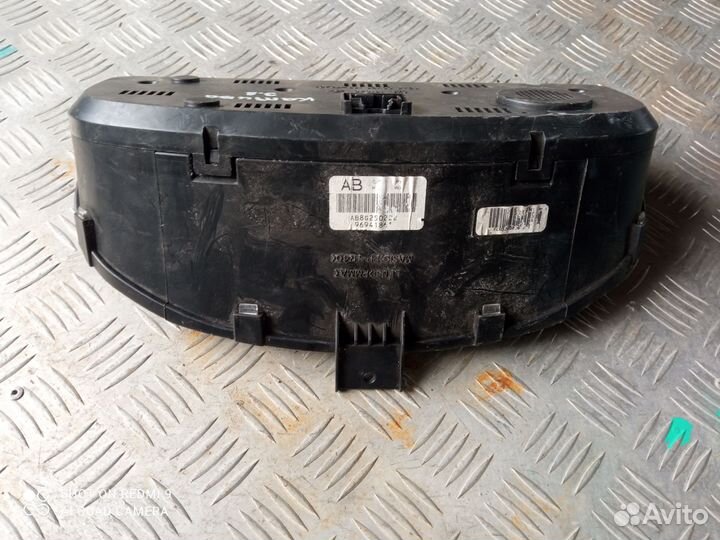 Щиток приборов Chevrolet Captiva C100