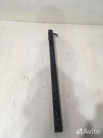 Рейка топливная (рампа) для BMW 5 Е34 М50