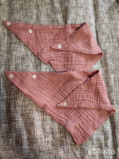 Слюнявчик муслиновый 2 шт