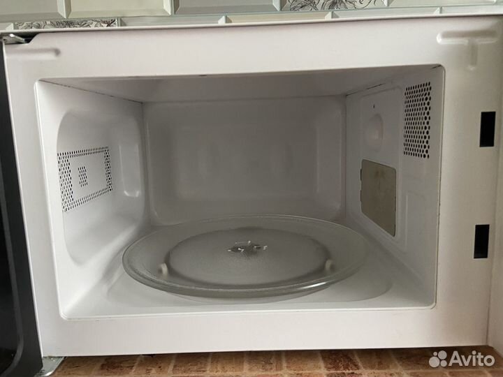 Микроволновая печь