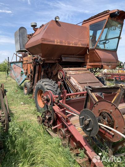 Комбайн Нива-Сельхозтехника СКА-5, 1993