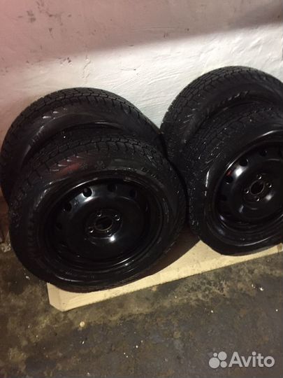 Продам колеса с дисками
