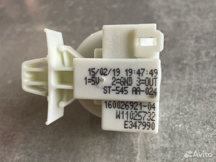 Пресостат ST-545 AA-024 оригинал E347990