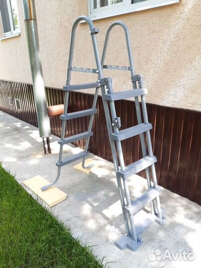 Стальной морозостойкий бассейн 460см Bestway 56384