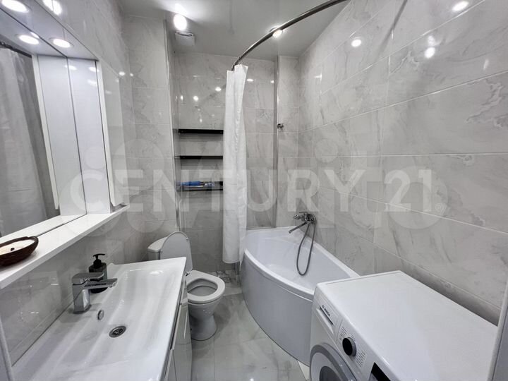 3-к. квартира, 75 м², 1/7 эт.