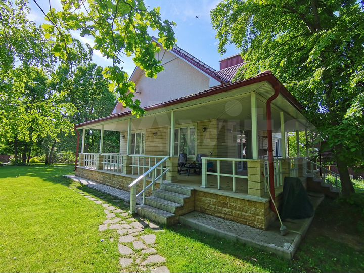 Коттедж 323 м² на участке 23 сот.