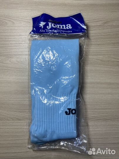 Футбольные щитки и гетры