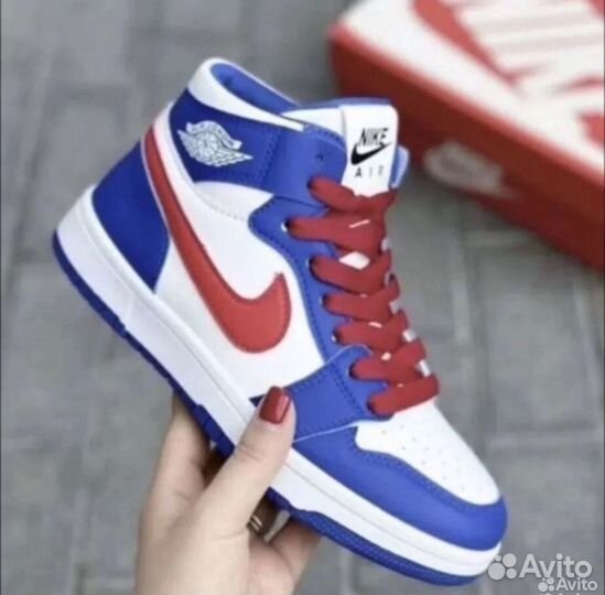 Кроссовки женские детские Nike Air Jordan