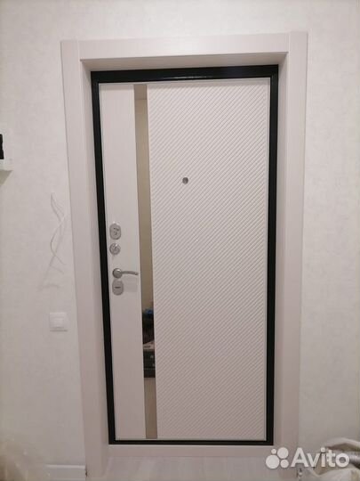 Двери межкомнатные новые комплект