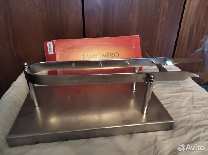 Подставка для хамона металлическая