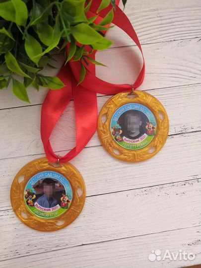 Медали на выпускной