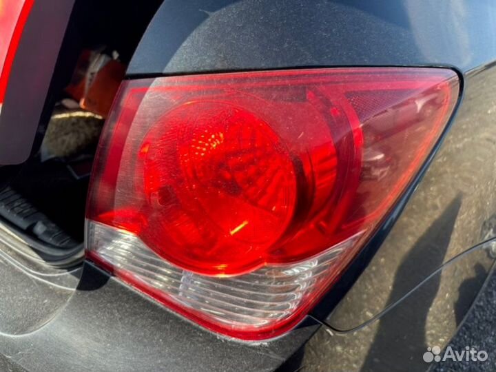 Фонарь в крыло правый Chevrolet Cruze J300