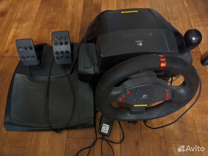 Руль logitech momo racing 900 градусов