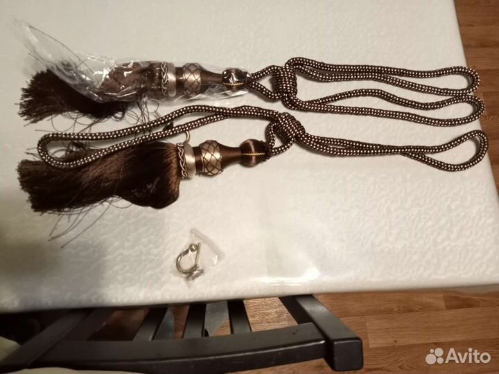 Держатель для штор, кисти, подхваты