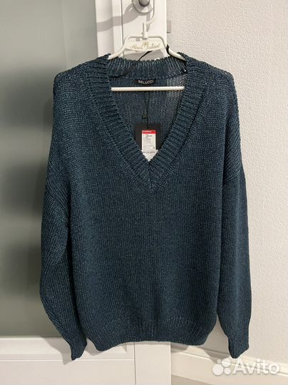 Пуловер женский новый свитер