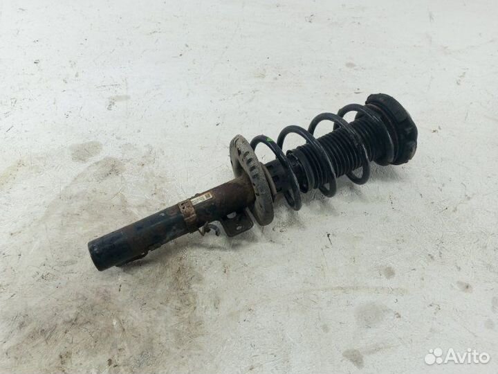 Амортизатор стойка передний правый Volkswagen Polo