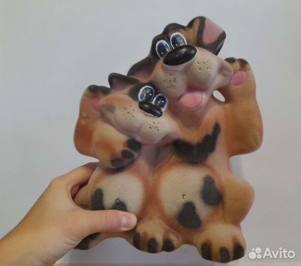 Копилка- статуэтка 