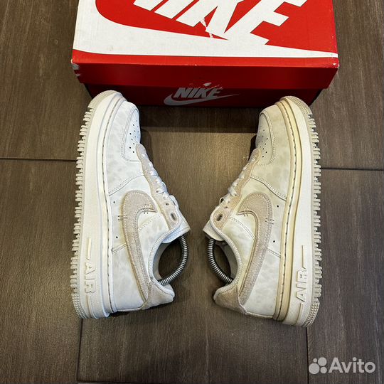 Nike Air Force 1 Luxe summit white