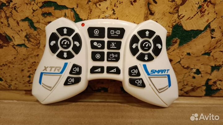 Робот Xtrem bots