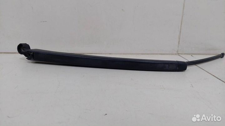 Поводок стеклоочистителя задний Skoda Rapid 2012-2