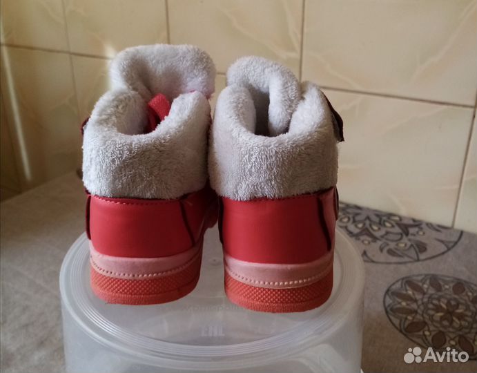 Продаются ботинки весеннее - осенние