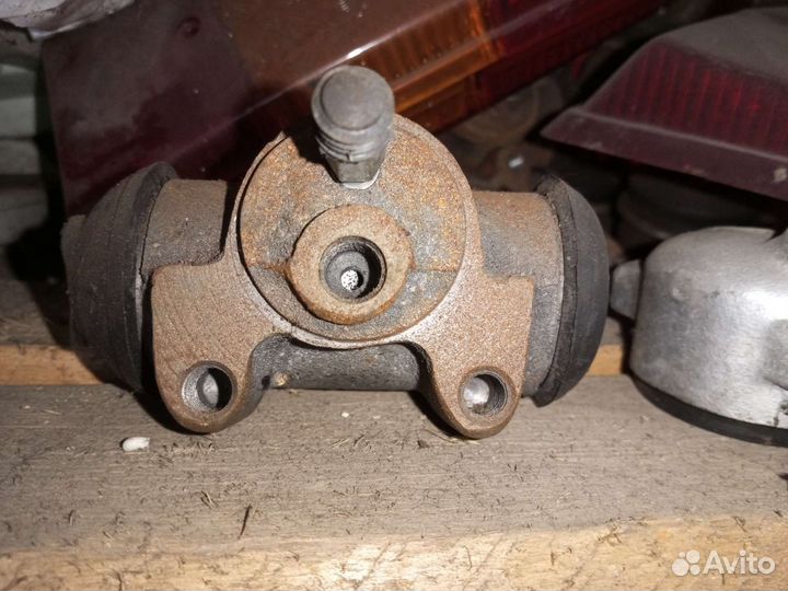 Запчасти на ЗИЛ бычок бу и новые