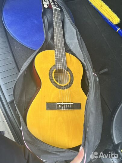 Гитара классическая для начинающих