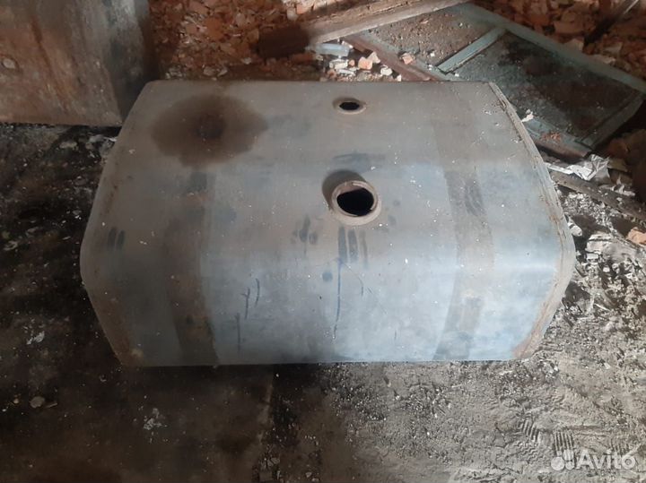 Топливный бак Renault 5010230917 450л 105х60х75