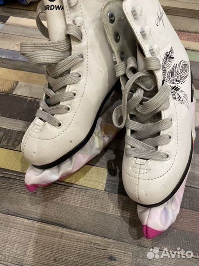 Коньки фигурные 33