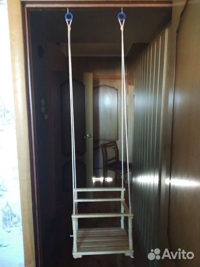 Детская качель подвесная