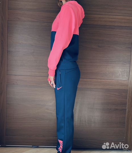 Костюм спортивный женский 44 размер