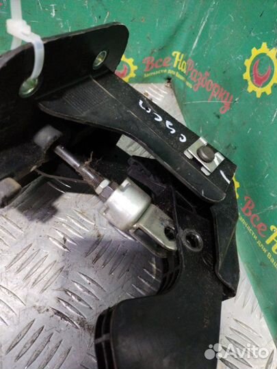 Педаль сцепления Chevrolet Lacetti седан