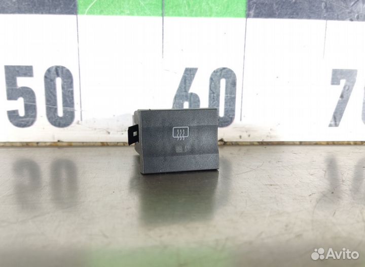 Кнопка обогрева стекла Skoda Fabia 1997 2007