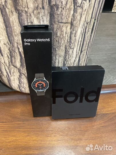 Samsung Galaxy Z Fold4, 12/256 ГБ