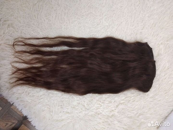 Натуральные волосы на заколках